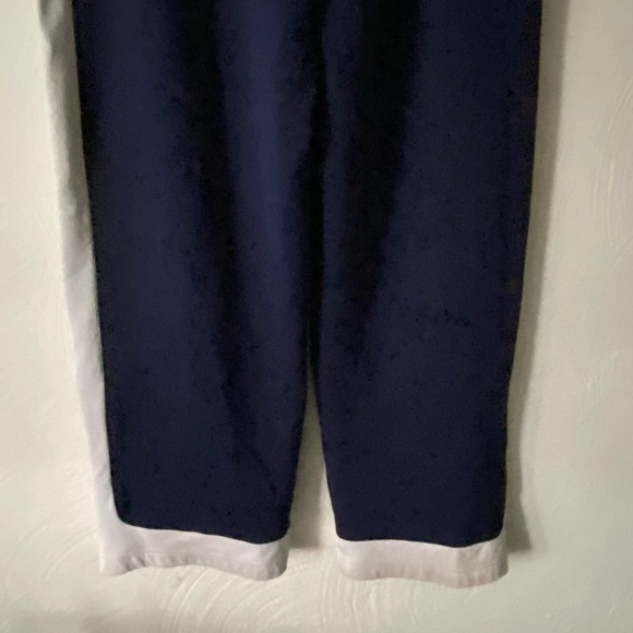 Nike Pants Women’s Size Large Stretch Side Zip Pant Leg Blue Pull On Has Stain - Picture 8 of 11
